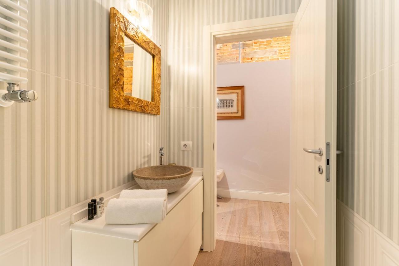 Art Apartment Luxury Sofia Suite Florenz Exterior foto